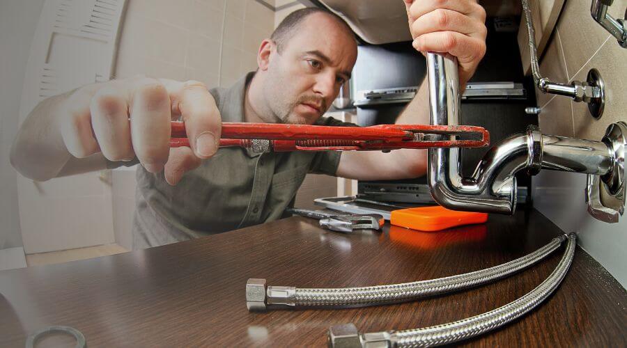 Expert burst pipe repair services in Harwood Heights, IL